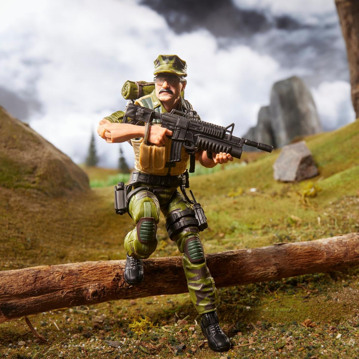 G1067_DIO_GIJ_CS_SS_LEATHERNECK_001_2000px_300DPI